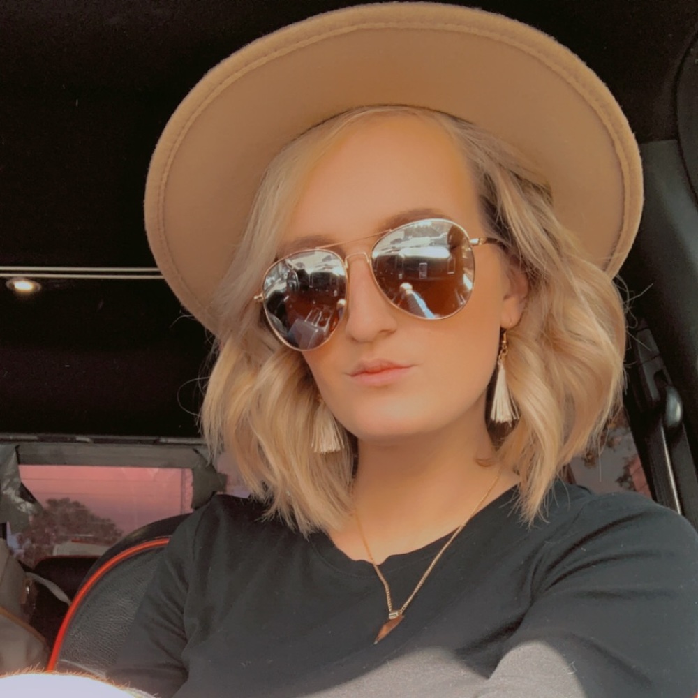 Meet your Posher, Brianna